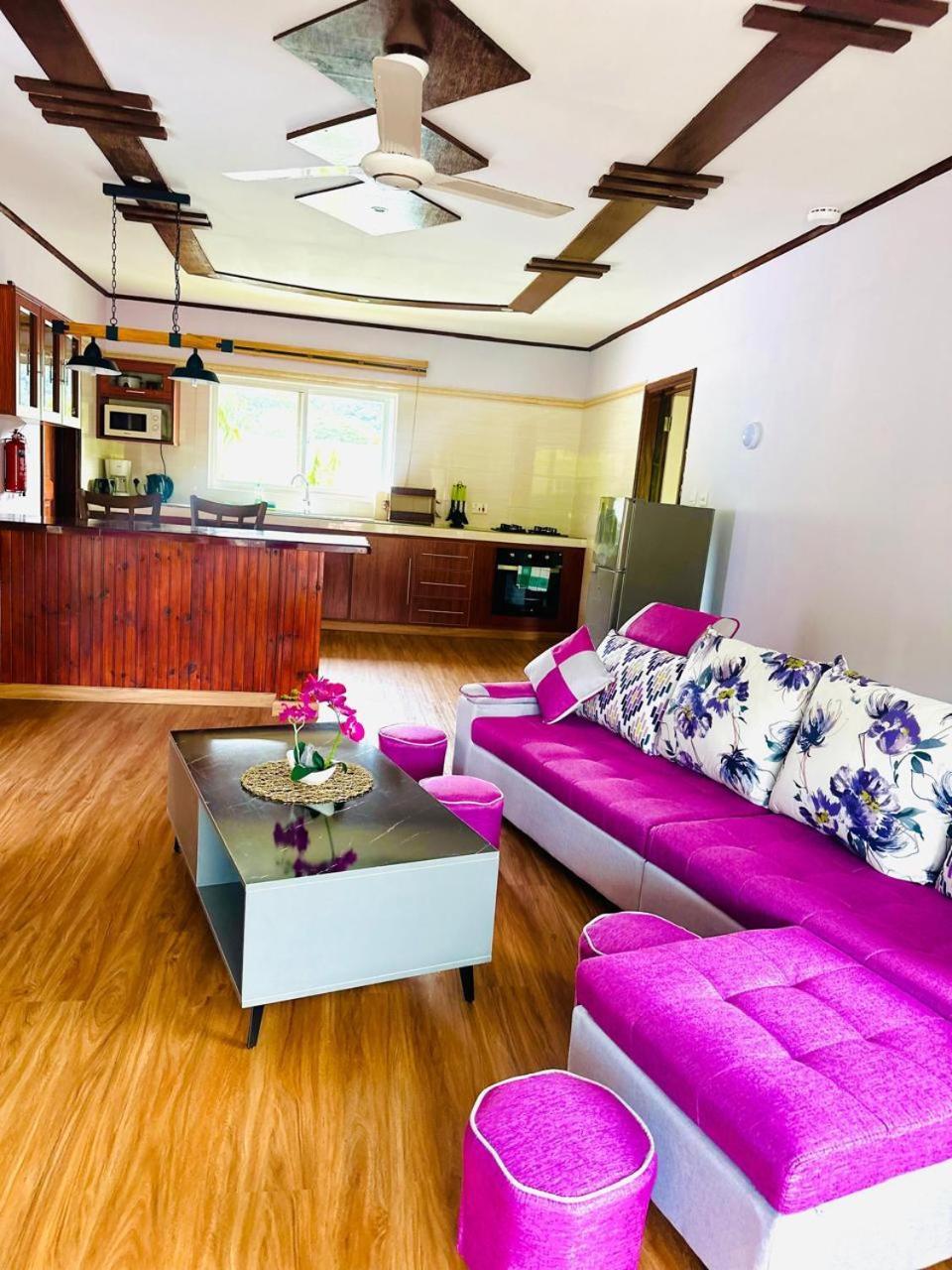 Mokara Holiday Apartment Anse Royale Esterno foto