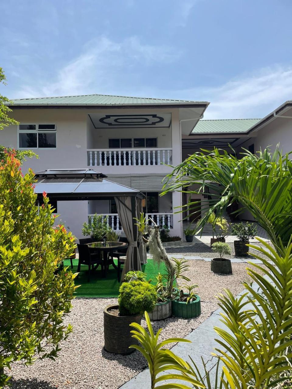 Mokara Holiday Apartment Anse Royale Esterno foto